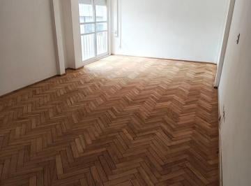 Departamento · 67m² · 4 Ambientes · Departamento 3 de Febrero Al 1200