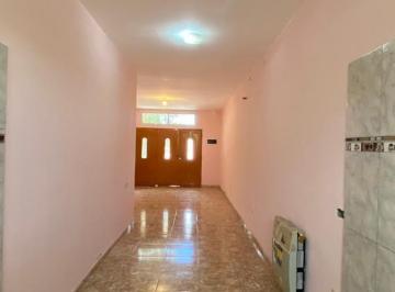 Casa · 130m² · 4 Ambientes · Casa Multifamiliar en Venta - 2 Ufs - La Plata