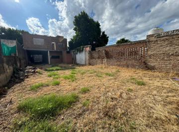 Terreno · 420m² · Terreno en Venta Amplio con Posibilidad de Vivienda o Galpòn Comercial