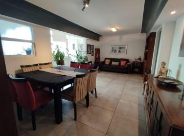 Departamento · 72m² · 4 Ambientes · 1 Cochera · Departamento en Venta Sobre Una de Las Avs Mas Importantes de Rosario.