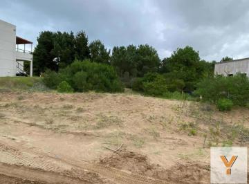 Terreno · 873m² · Terreno en Venta - 873 m² - Barrio Ecuestre, Costa Esmeralda
