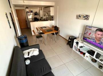 Departamento · 38m² · 2 Ambientes · 1 Cochera · Departamento en Venta en Alsina 1041 7 "A", Rosario