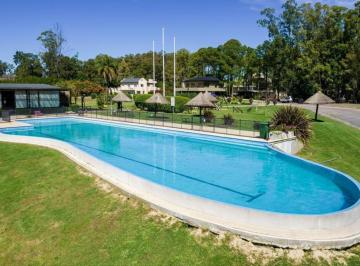 Terreno · 896m² · Terreno en Venta en Puerto Paraiso Barrio Privado con Bajada Al Rìo en Gral. Lagos.