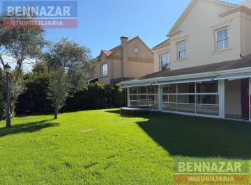 Parque · En Venta Oportunidad Casa Barrio Pevero Pilar Golf