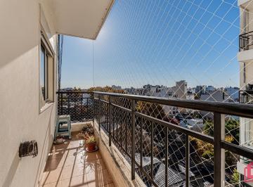 Departamento · 40m² · 2 Ambientes · Impecable 2 Ambientes con Balcón y Vista Abierta en Monte Castro | Listo Para Mudarte