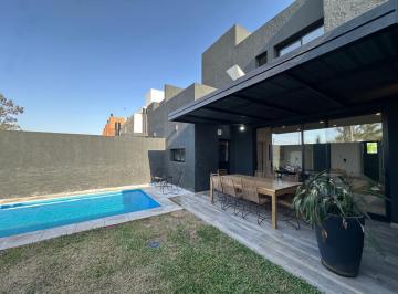 PH · 130m² · 5 Ambientes · 1 Cochera · Venta Dúplex 3 Dorm. en San Ignacio Village. con Pileta.