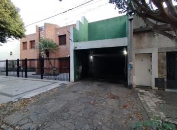 Garage · 12m² · Cochera en Venta a m de Av Pellegrini