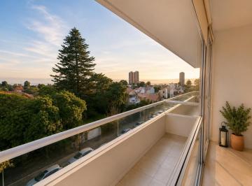 Departamento · 60m² · 2 Ambientes · 1 Cochera · Playa Grande - 2 Ambientes con Cochera y Equipado - Impecable