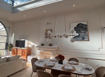 Casa · 205m² · 7 Ambientes · 1 Cochera · Casa en Abasto