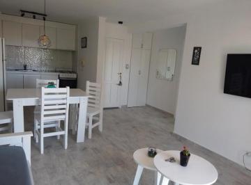 Departamento · 43m² · 2 Ambientes · Departamento en Alquiler Temporario - 1 Dormitorio 1 Baño - Mar del Plata