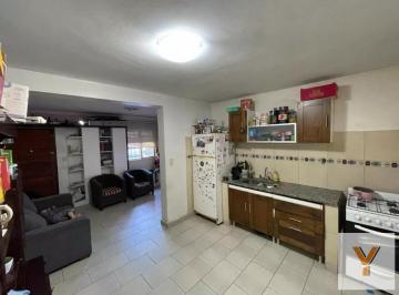 Departamento · 95m² · 4 Ambientes · Departamento en Venta - 3 Dorm. 1 Baño - 135 m² - Manuel B. Gonnet