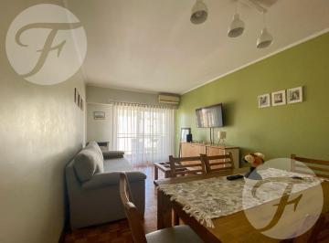 Departamento · 48m² · 2 Ambientes · 2 Ambientes Super Luminoso con Balcón Abierto Sobre Av Córdoba