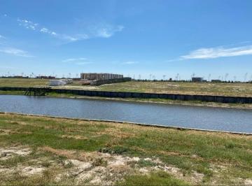 Terreno · 905m² · Venta Lote Al Río 905 m² con Amarra Barrio El Naudir Escobar