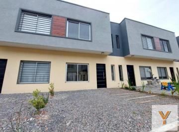 Casa · 60m² · 3 Ambientes · Casa en Venta - 2 Dorm. 2 Baños - 70 m² - Ituzaingó