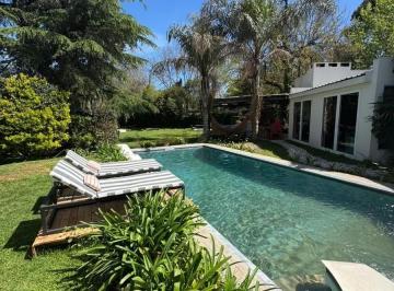 Casa · 400m² · 7 Ambientes · 2 Cocheras · Alquiler Anual Casa 6 Amb Barrio Golf Club Argentino Pilar