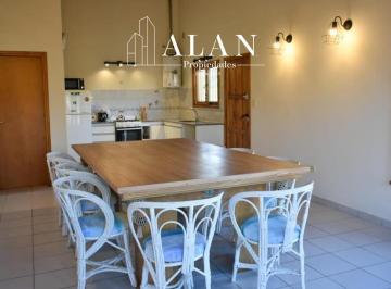 Casa · 110m² · 4 Ambientes · 2 Cocheras · Chalet 4 Amb. Reserva Forestal Alfar / Playas del Sur