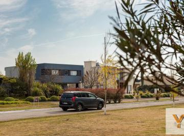 Terreno · 1428m² · Terreno en Venta - 1428 m² - Damasia Al Sur, Ezeiza