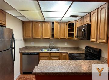 Departamento · 74m² · 3 Ambientes · Departamento en Venta - 2 Dorm. 2 Baños - Lauderhill