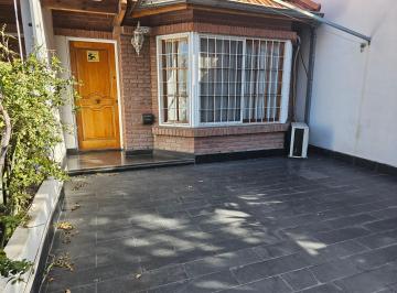 Casa de 5 ambientes, San Isidro · Duplex Premiun en Alquiler en Villa Adelina, San Isidro