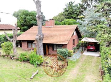 Casa · 100m² · 3 Ambientes · 1 Cochera · Venta Casa Mar de Ostende Oportunidad