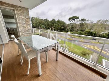 Foto1 · Vende Apartamento de 2 Dorm. en Mansa, Punta del Este con Vista Agradable Entorno