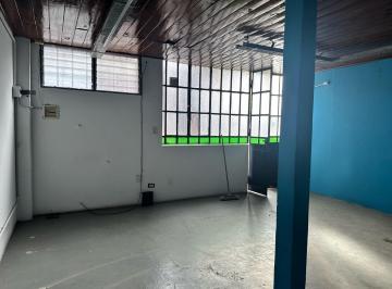 Local comercial · 90m² · 2 Ambientes · Local - Moreno