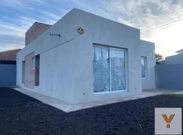 Casa · 72m² · 3 Ambientes · Casa en Venta - 2 Dorm. 1 Baño - Mar del Plata