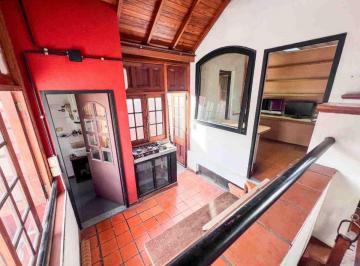 PH · 125m² · 5 Ambientes · 1 Cochera · PH 5 Ambientes Cochera Monte Castro