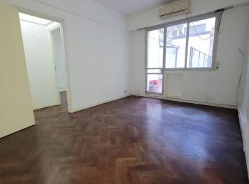 Departamento · 41m² · 2 Ambientes · Depto 2 Amb C/ Patio. Luminoso! Monserrat