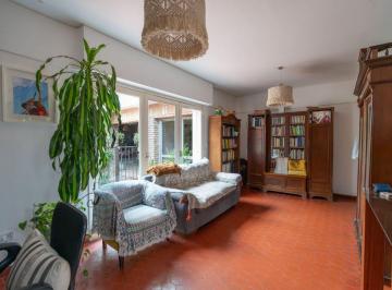 Casa · 250m² · 8 Ambientes · 2 Cocheras · Casa en Fisherton a La Venta con Local Al Frente