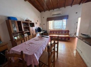 Casa · 140m² · 4 Ambientes · Casa en Venta en Villa Rosa Pilar - Oportunidad!