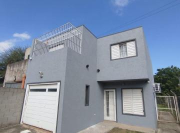 PH · 109m² · 5 Ambientes · Venta Casa Duplex 3 Dorm Cerro Norte Apto Credito