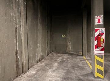 Garage · 13m² · Cochera Cubierta en Venta Ituzaingo 14 m
