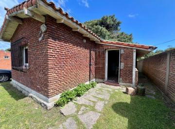 Casa · 80m² · 3 Ambientes · Venta Casa 3 Amb + Lote 455 m² Playa Los Lobos