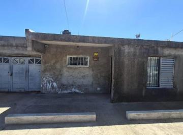 Casa · 225m² · 4 Ambientes · 1 Cochera · Venta Casa Zona Sur - Reciclar/inversion