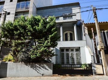 Casa · 141m² · 5 Ambientes · 3 Cocheras · Venta Casa en Pocitos de 3 Dorm. y Garage