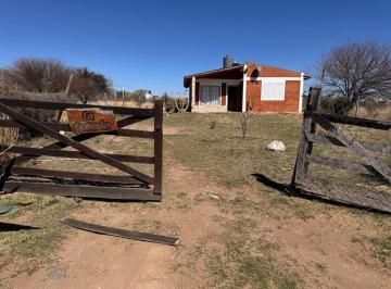 Casa · 100m² · 5 Ambientes · 3 Cocheras · Casa con Cabañas en Venta