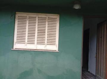 Casa · 102m² · 3 Ambientes · Casa en Venta - 2 Dorm. 2 Baños - Valentín Alsina