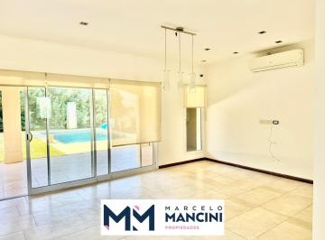 Casa · 250m² · 5 Ambientes · 4 Cocheras · Venta Casa en El Rebenque 4 Ambientes