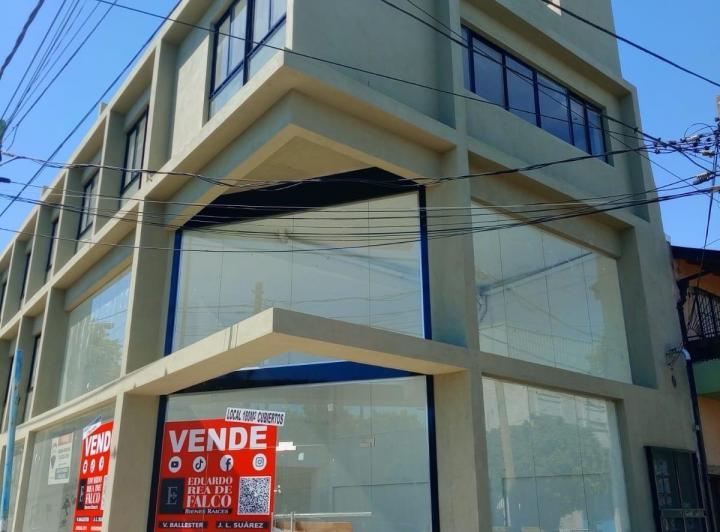 Local comercial · 180m²