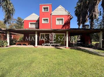 Casa · 230m² · 4 Ambientes · 2 Cocheras · Venta de Casa 4 Ambientes en Boca Raton, Pilar