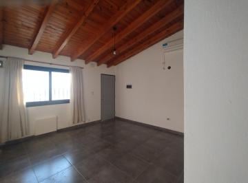 SALÓN PRINCIPAL · Luminoso, en Barrio Céntrico y Tranquilo