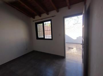SALIDA AL PATIO · Tipo Casa Planta Baja con Patio - Completamente Independiente - Cat Friendly