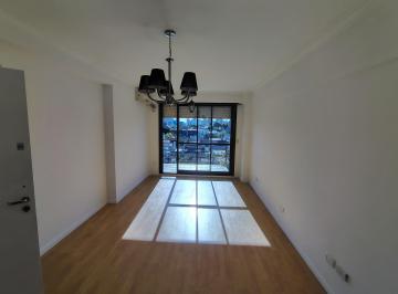 Departamento de 2 ambientes, Villa Devoto · Hermoso Departamento Sobre Av Salvador María del Carril, Zona Residencial.