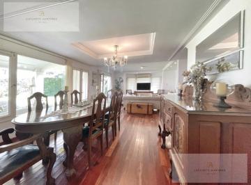 Casa · 1250m² · 4 Dormitorios · 2 Cocheras · Casa - Yerba Buena
