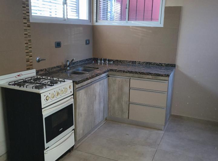 Casa · 90m² · 6 Ambientes