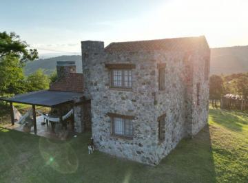 Casa de 5 ambientes, Atos Pampa · Casa con m² en Venta con 3 Dorm. en Atos Pampa
