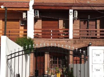 PH de 3 ambientes, La Matanza · Triplex Muy Amplio. Cochera 2 Autos. Fondo Libre de 18 M. play Room. Terraza Co