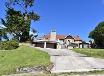 Casa · 491m² · 9 Ambientes · 8 Cocheras · Casa en Venta en de La Sirena Al 600 Pinamar