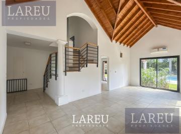 Casa · 210m² · 7 Ambientes · 4 Cocheras · Casa en Haras de Pilar - La Pradera